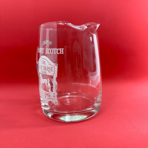 VTG The White Horse Cellar Dry Scotch Whiskey Glass Pitcher with Applied Handle - Picture 8 of 8